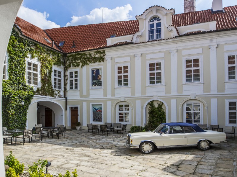 The Smetana Hotel, your gateway to Prague